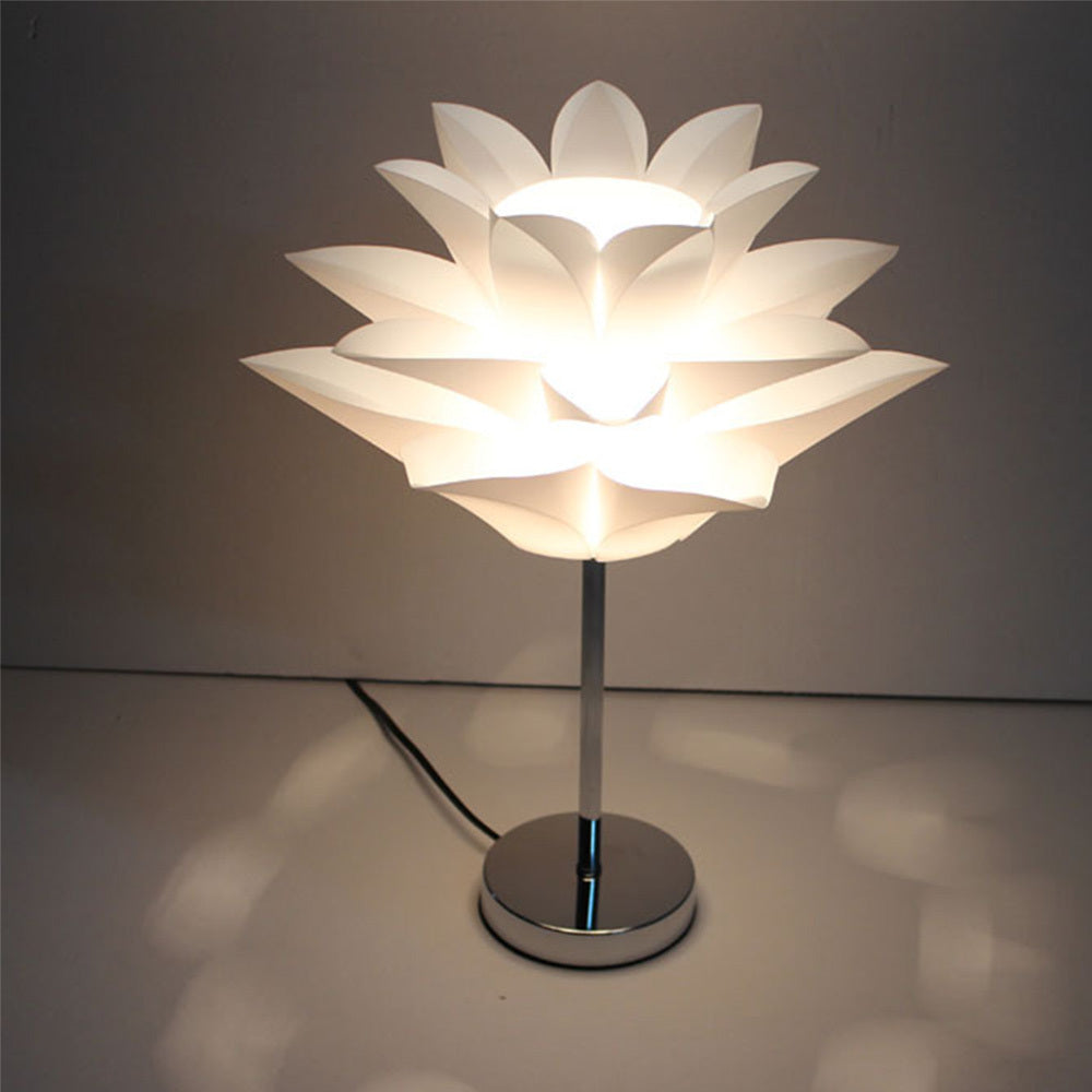 Bordslampa Lotus